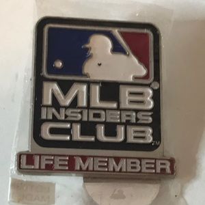MLB INSIDERS CLUB lapel pin new